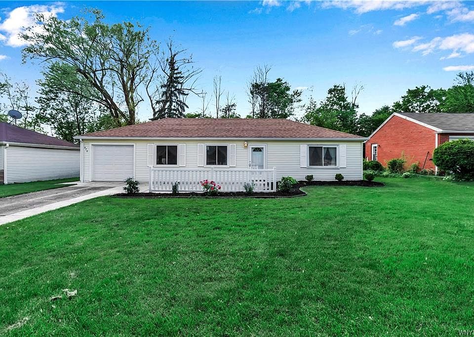 1st image of 470 Campus Dr