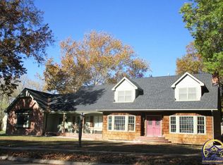 3045 SW Plass Ave, Topeka, KS 66611