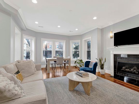 4th image of 1625 W Catalpa Ave #1