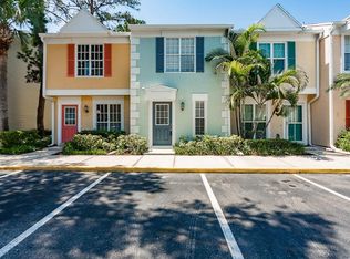 3354 W Wyoming Cir, Tampa, FL 33611