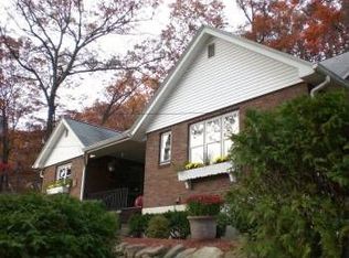 67 Brokhoff Rd, Pottsville, PA 17901