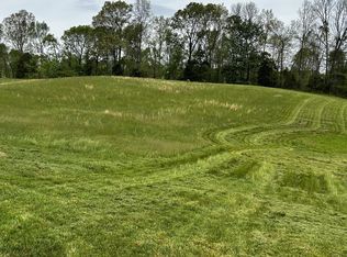 253 Parker Rd, Portland, TN 37148