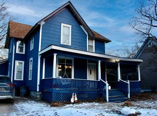 821 3rd Ave NW, Faribault, MN 55021