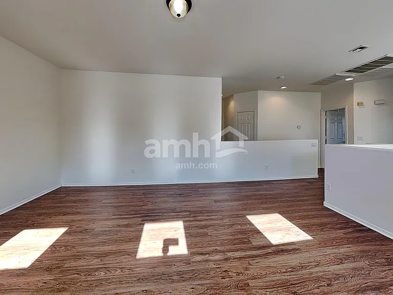 17646 W Bridger St — Photo 21
