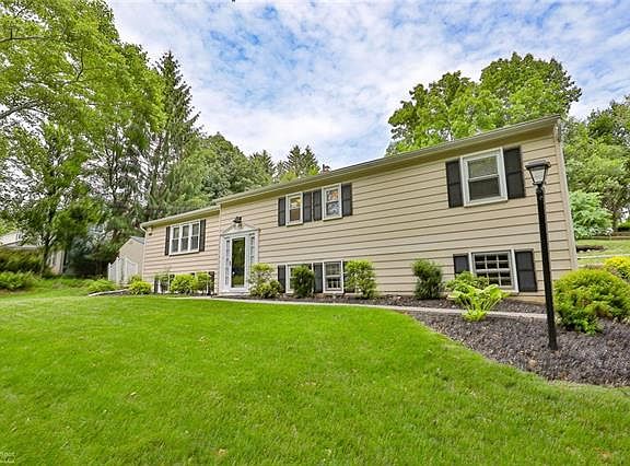 5th image of 3528 Southwood Dr