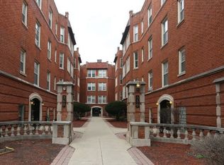 554 W Aldine Ave #W4, Chicago, IL 60657