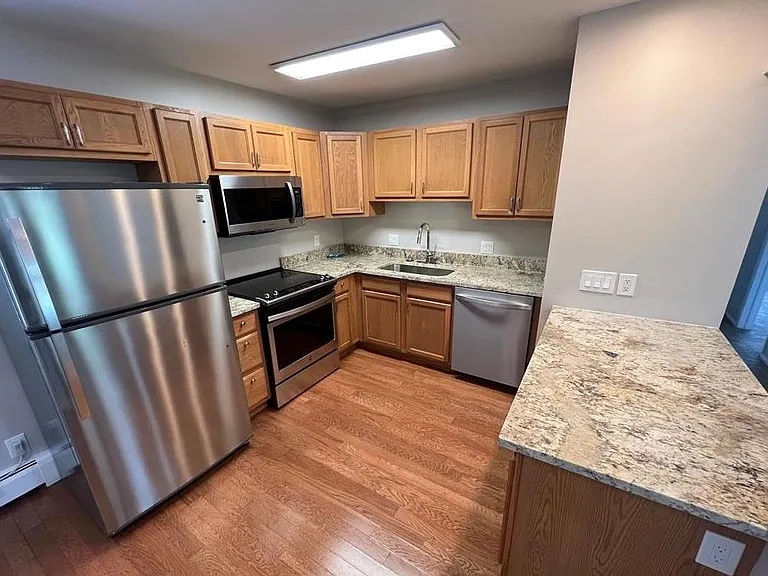 2445 Torquay Ave #112 — Photo 7