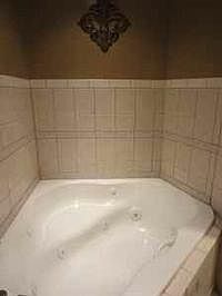5th image of 7420 N Winchester Ave APT 1C