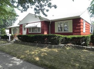 8721 Park Dr, Highland, IN 46322