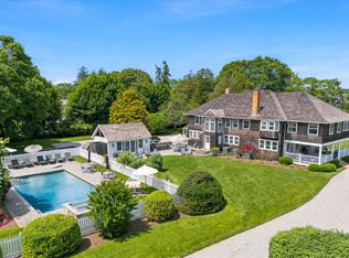 41 Seafield Ln, Westhampton Beach, NY 11978