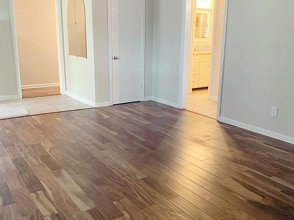 3rd image of 13002 Frank Ln