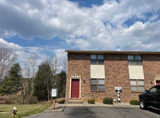 1410 Sculac Rd #9, Bethlehem, PA 18020