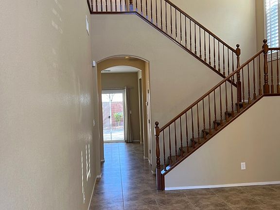 3rd image of 10128 Arch Bluff St