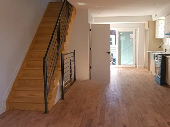 5502 Avenue L image 10 of 20