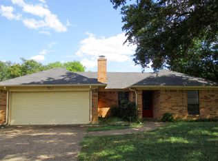 6925 Alexandria Ct, Fort Worth, TX 76133