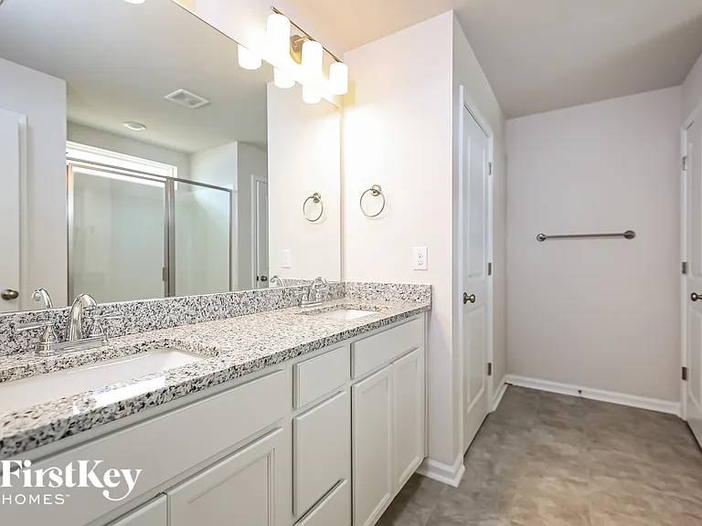 12 Ramblehurst Rd — Photo 10