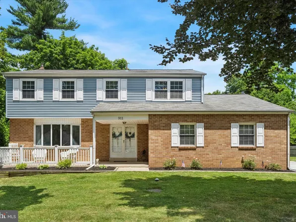 911 Whites Rd, Plymouth Meeting, PA 19462