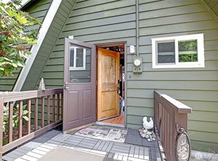 979 Cavalero Road, Camano Island, WA 98282