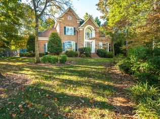 4001 Shepherdleas Lane, Charlotte, NC 28277
