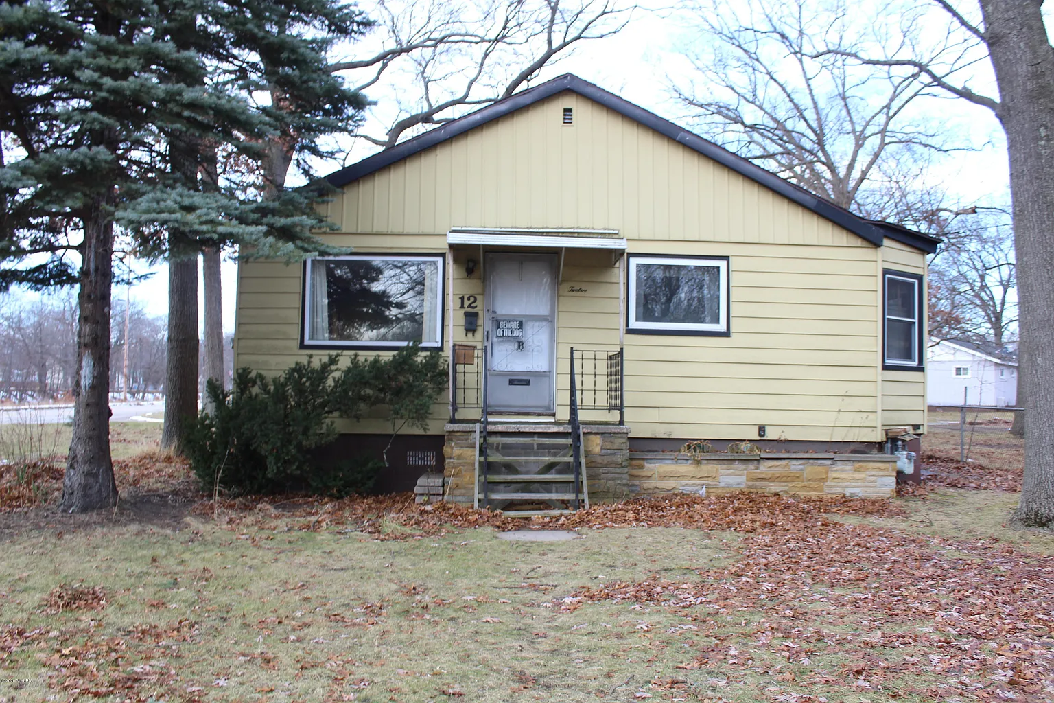 12 Harrison Blvd photo 1