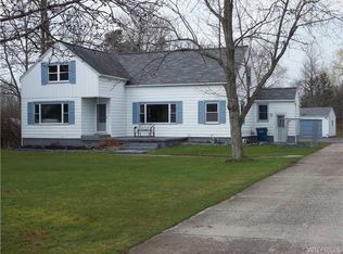 3090 Stony Point Rd, Grand Island, NY 14072