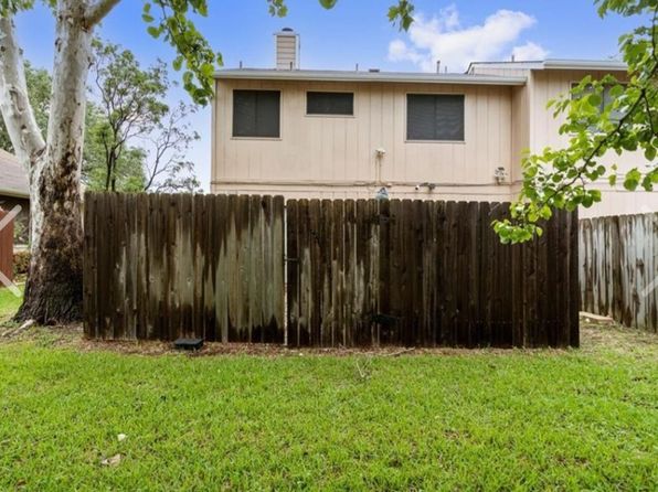 1009 Markham Ln APT A