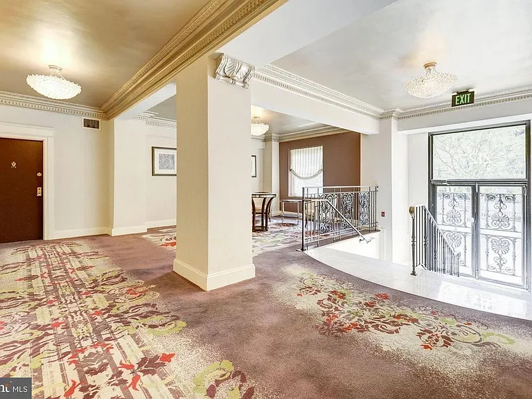 2127 California St NW #503 — Photo 15