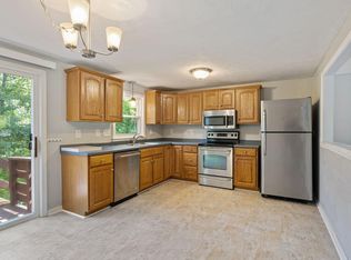39 Powder Mill Dr #39, Kennebunk, ME 04043