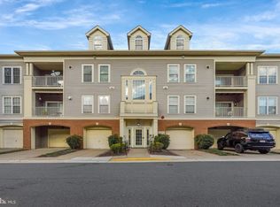 11302 Westbrook Mill Ln UNIT 202, Fairfax, VA 22030