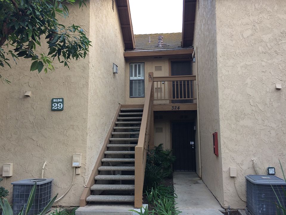 Unit located in the upper level