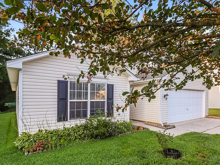 5227 Moonlight Trl SW — Photo 3