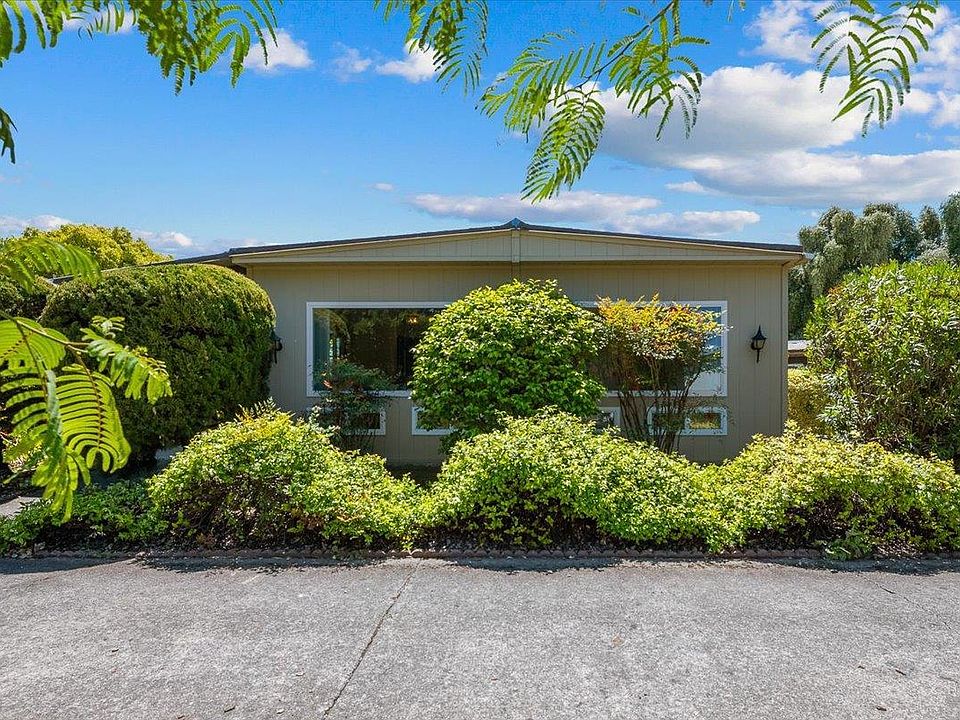 1st image of 7 Chico Drive