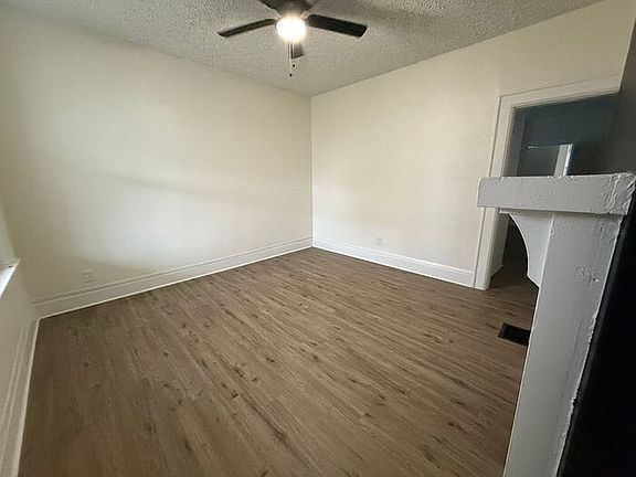 5th image of 977 Miller Ave #977