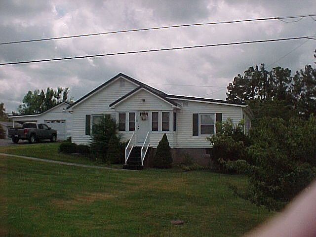 2nd image of 103 N Boggess Ave