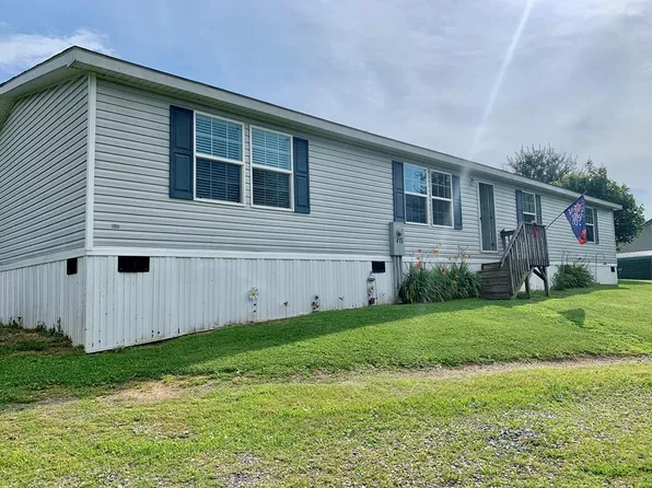 415 Rural Retreat Lake Rd, Rural Retreat, VA 24368