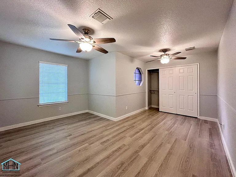11205 Forest Pass Ct — Photo 10