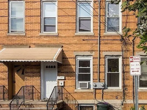 400 Woodlawn Ave, Jersey City, NJ 07305