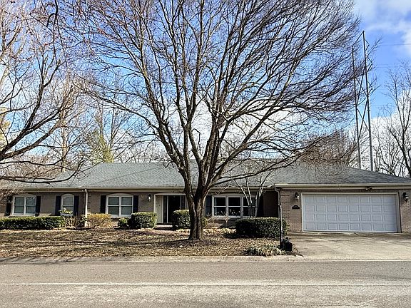 2nd image of 1010 Walker Way