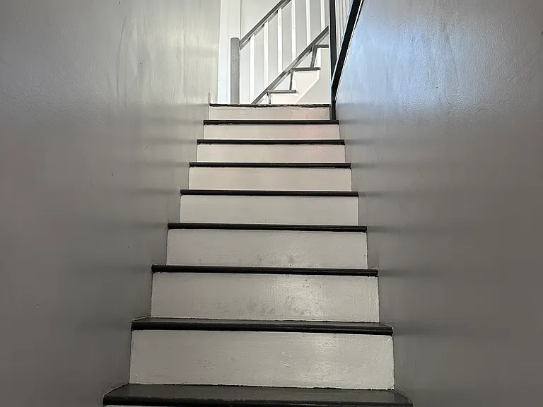 124 S Park St #3 — Photo 3