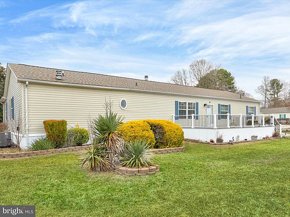 3rd image of 35020 Salem Ct