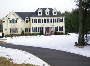 8 1/2 Mill River Rd, Norfolk, MA 02056