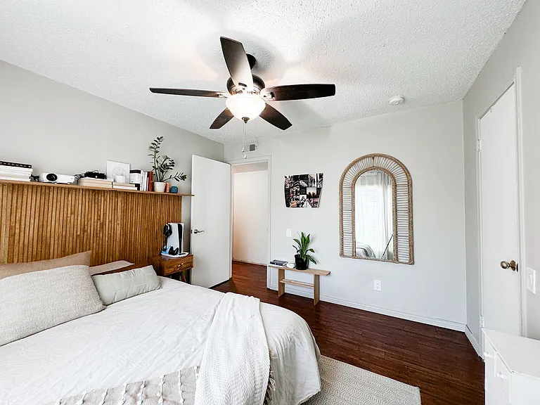 1524 El Camino Real — Photo 21
