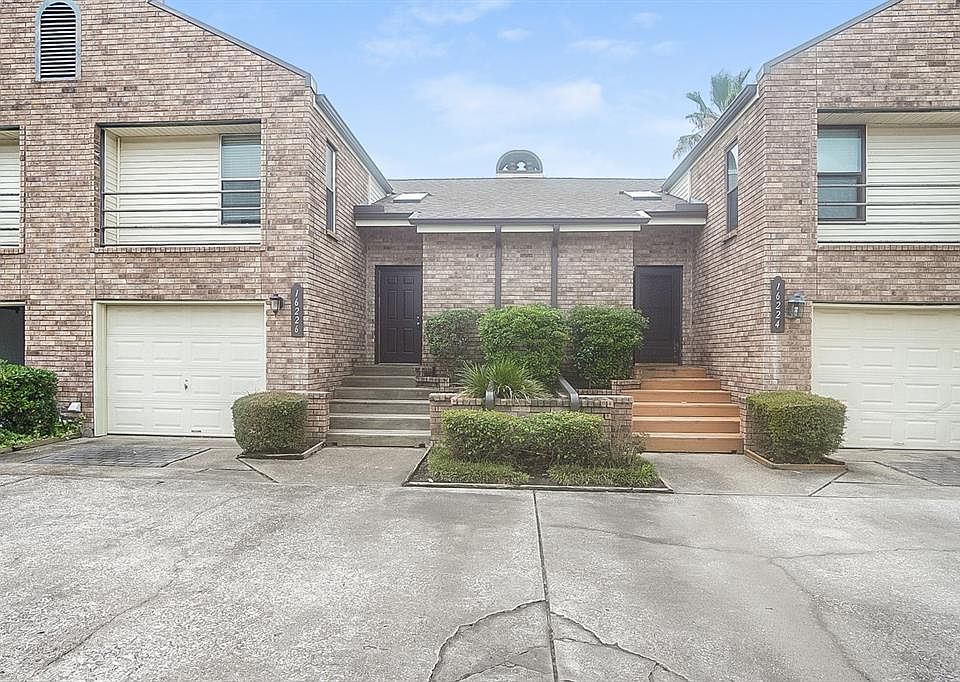 1st image of 16226 Seahorse Dr