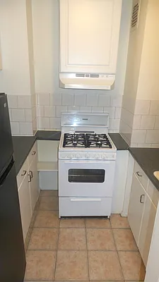 Sold by Metro Garden Realty NYC | media 4