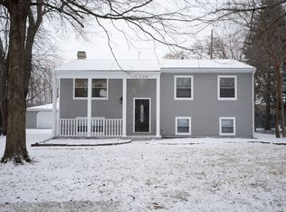 5S405 Scots Dr, Naperville, IL 60563