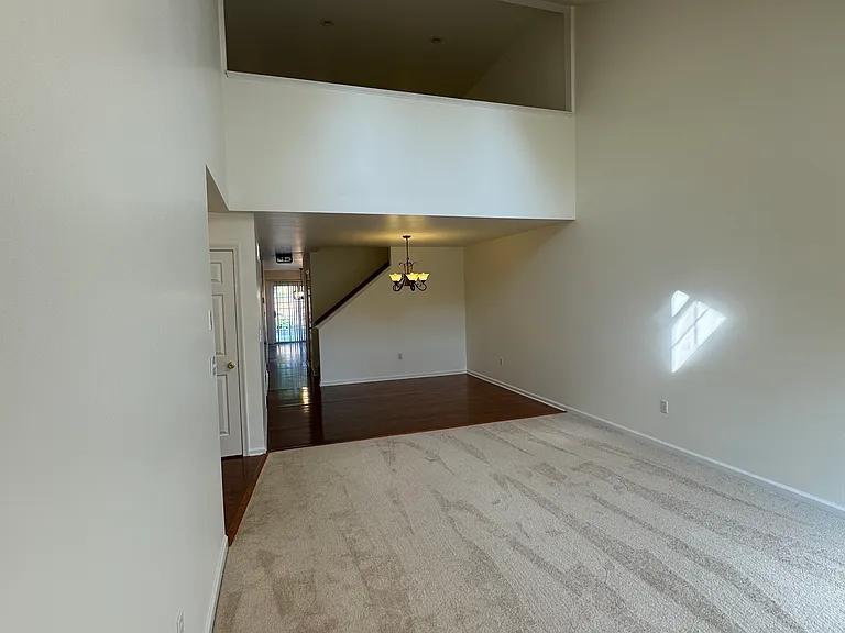 342 S 40th St — Photo 17