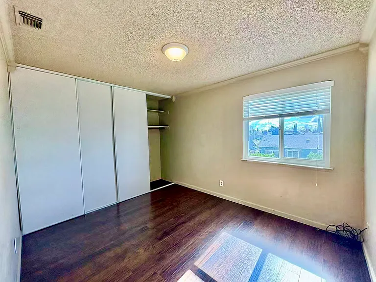 4032 Fawn Cir — Photo 17
