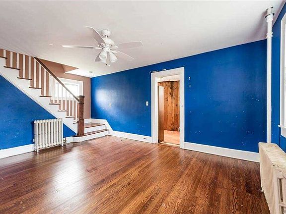 2nd image of 407 Jackson Ave