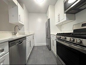 1st image of 400 E 71st St APT 7c