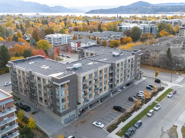 925 Leon Ave #435, Kelowna, BC V1Y 0E5